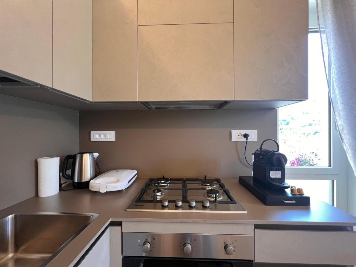 Val Di Sole 19-Iii Piano- Vista Mare- Vista Collina-Wifi 100Mg-Aria Condizionata In Tutte Le Stanze -L'Appartamento E' Stato Completamente Rinnovato Nel 2023 拉帕洛 外观 照片